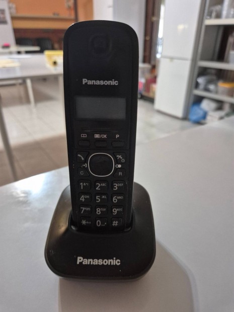 Panasonic Kx-TG1611HG elad