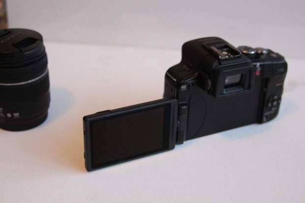 Panasonic Lumix 16MP Fullhd vide + 14-42mm objektv