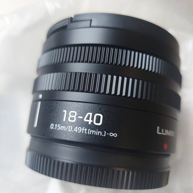 Panasonic Lumix 18-40 mm Full Frame L mount objektv