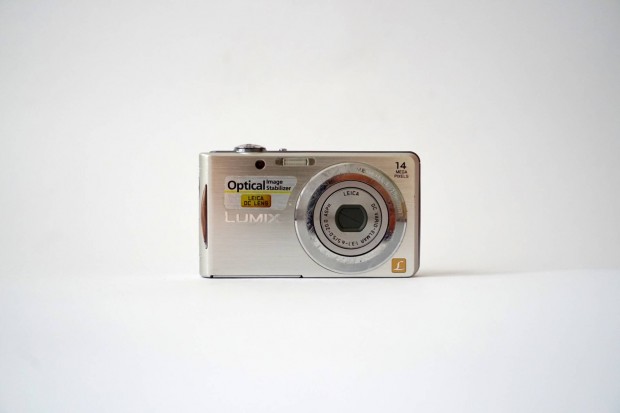 Panasonic Lumix DMC-FS16 Digitális Kompakt Fényképezőgép