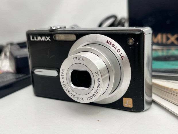 Panasonic Lumix DMC-FX9 digitlis kompakt fnykpezgp kamera