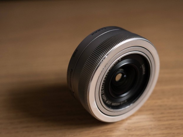 Panasonic Lumix G Vario 12-32mm f3.5-5.6 Mega O.I.S. MFT objektív