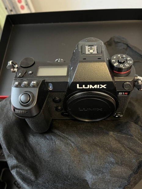 Panasonic Lumix S1R vz