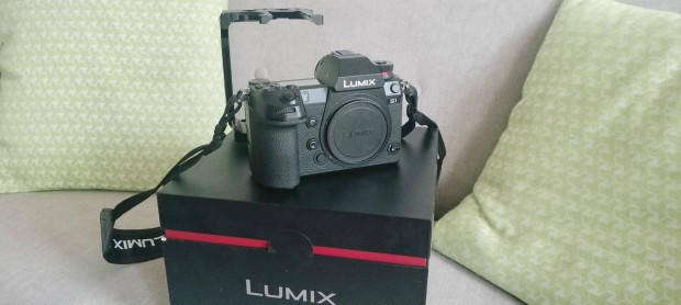 Panasonic Lumix S1 vz