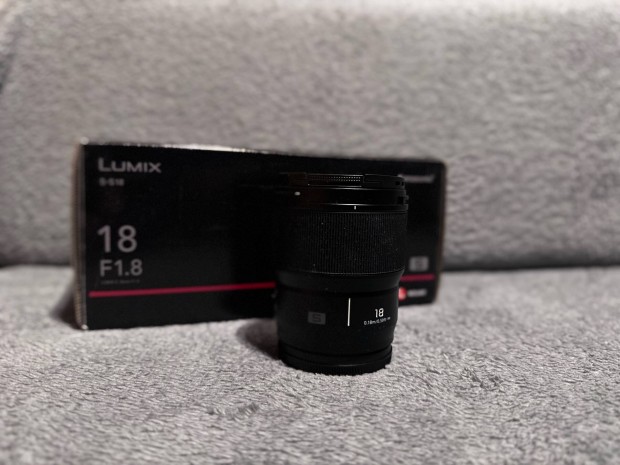 Panasonic Lumix S 18mm f/1.8 S (S-S18E)