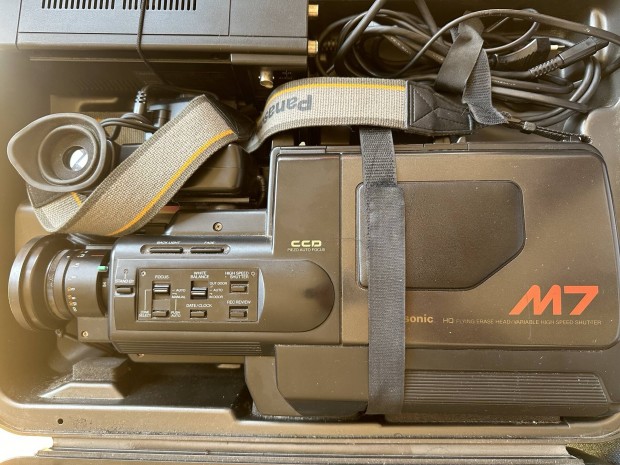 Panasonic M7 VHS kamera