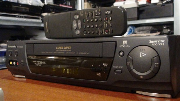 Panasonic NV-HD625 HiFi Stereo VHS Recorder