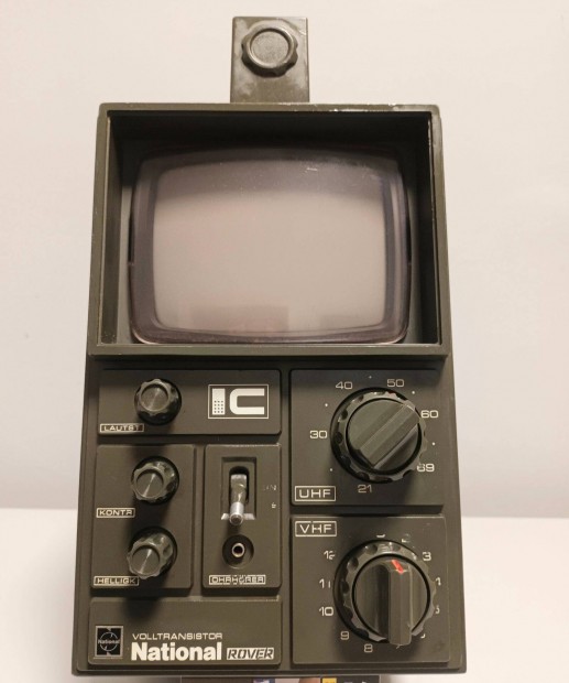 Panasonic National Rover retr hordozhat TV 1975!