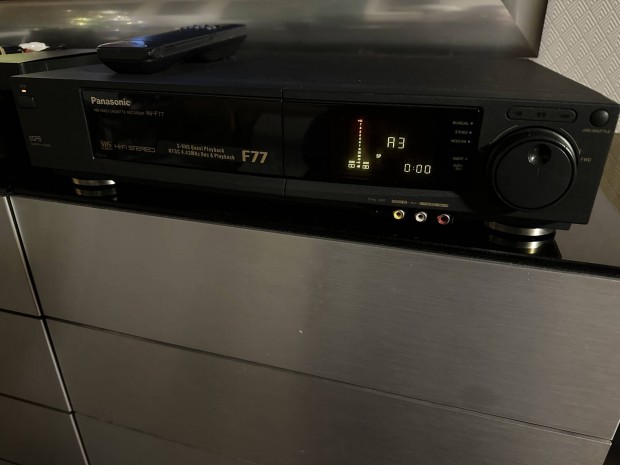 Panasonic Nv F77 hifi svhs prmium video mint az j