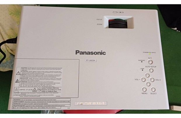 Panasonic PT-LW25H projektor