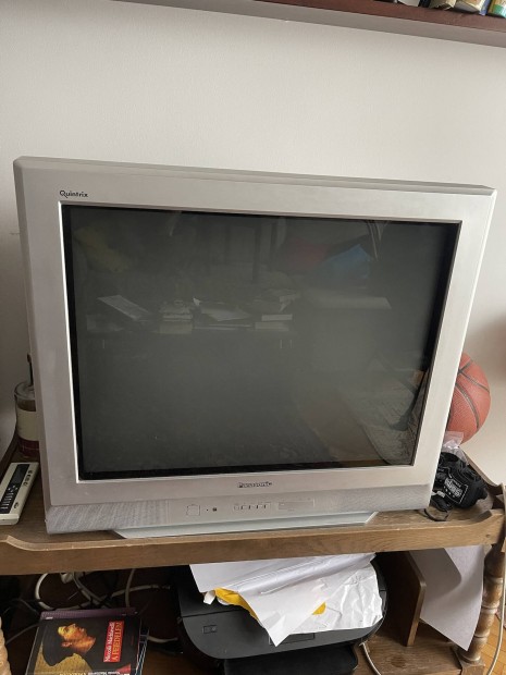 Panasonic Quintrix CRT TV távirányítóval