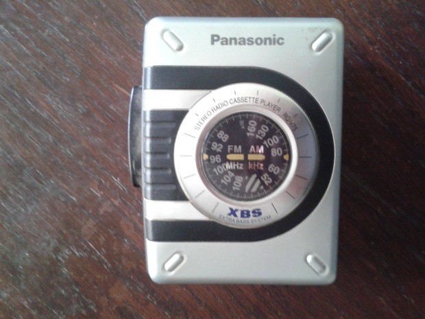 Panasonic RQ-V75