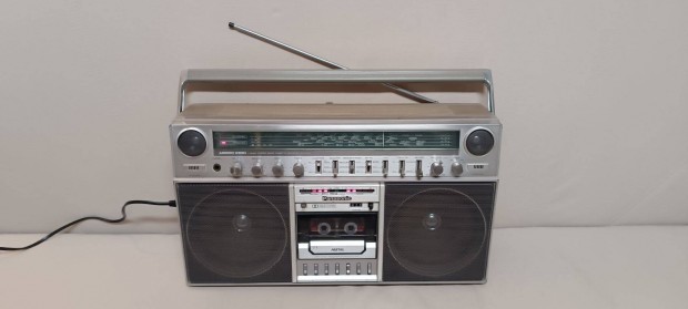 Panasonic RX 5250LS - Magn Boombox - hibs