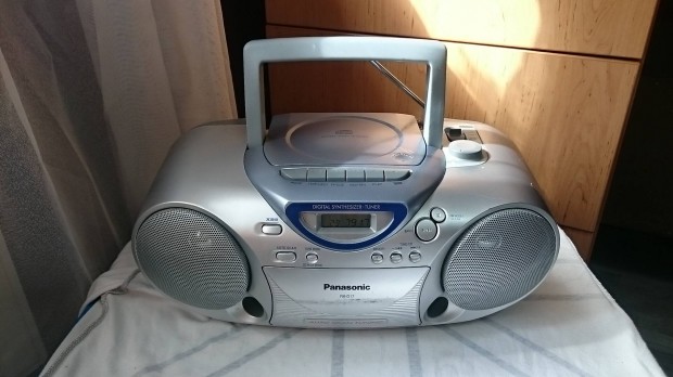 Panasonic RX-D17 hordozhat CD rdi kazetts magn, CD-s rdismagn