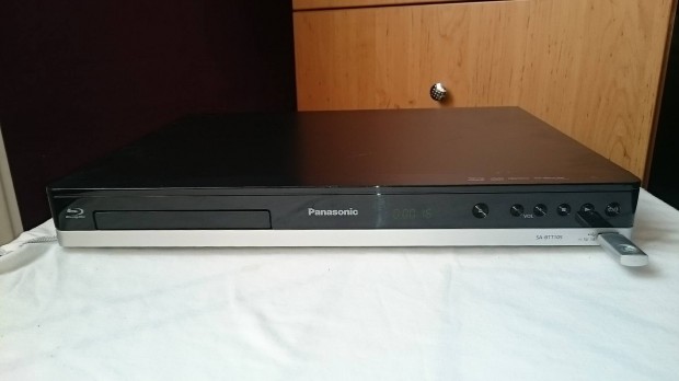 Panasonic SA-BTT105 USB HDMI Bluetooth 3D blu-ray rdis erst 