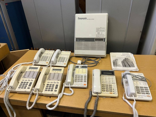 Panasonic Tel.kp, Kx-TA616, és Pana telefonok, + rendszertelefon, kis-