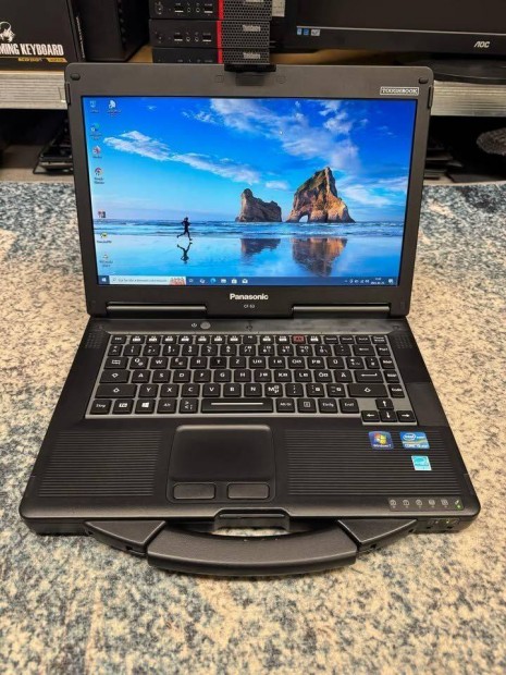 Panasonic Toughbook CF-53 katonai laptop /I5 3320M 4X2,6Ghz, 8GB DDR3