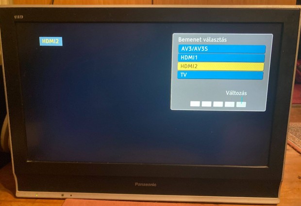 Panasonic Viera TX-32LX70F HD ready LCD televízió