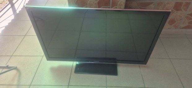 Panasonic led tv 37" smart
