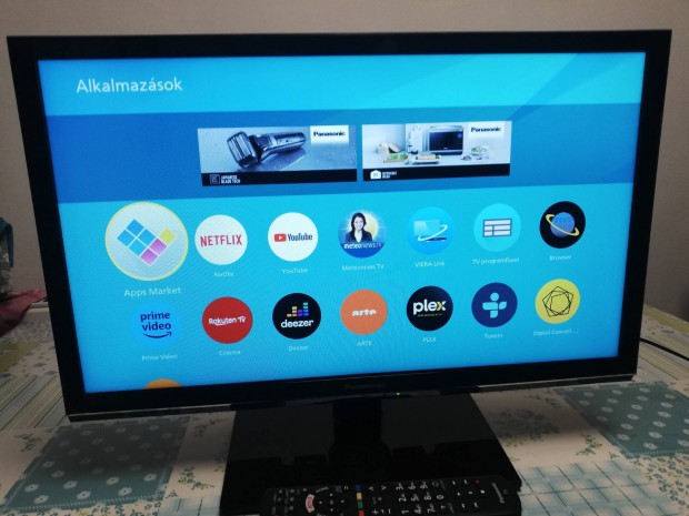 Panasonic smart tv(61cm)