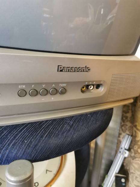 Panasonic távirányítós 37 cm szines