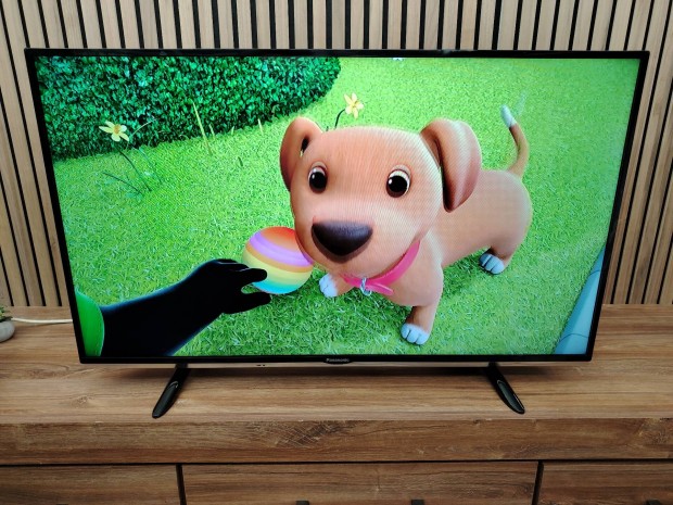 Panasonic viera SMART WIFI 102CM LED TV. 