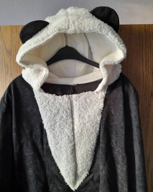 Panda jelmez L XL felntt ruha farsang