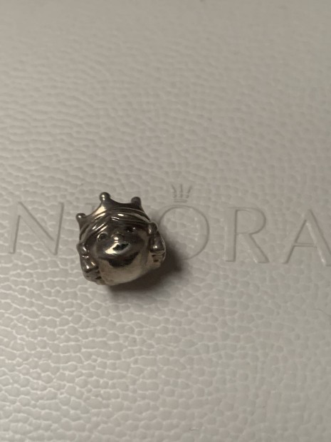 Pandora hercegn charm