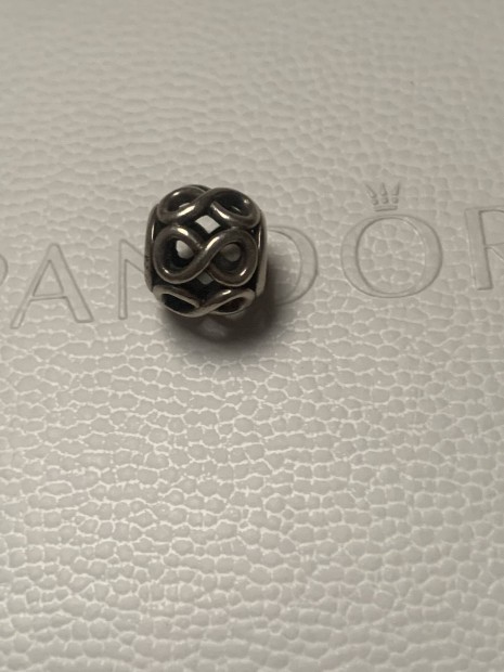 Pandora vgtelen charm