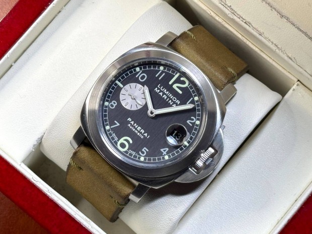 Panerai Luminor Marina 44 Lgsw