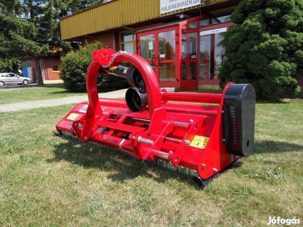 Panexagm traktorra szerelhet hidraulikusan oldalra kitolhat szrzz