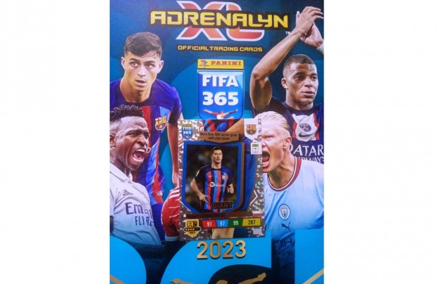 Panini FIFA 365 2023 Adrenalyn Lewandowski Giant krtya