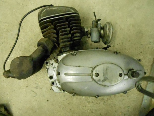 Pannonia P10 -es (01.) komplett motorblokk Tapolcn elad