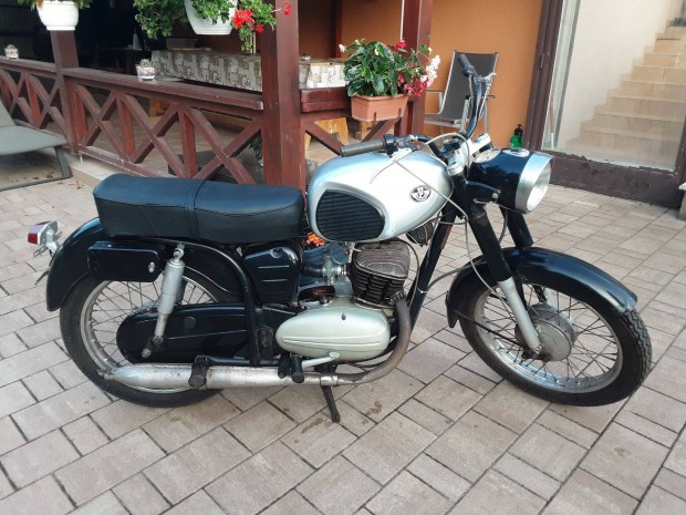 Pannonia P10 eladó