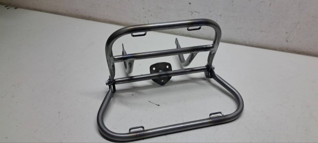 Pannonia P20 csomagtart�