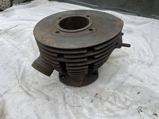 Pann�nia T5 henger