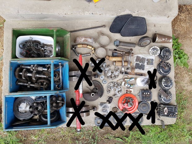 Pannonia alkatr�szek kuplung lamell�k Kuplung kos�r