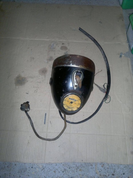 Pannonia els�l�mpa f�nyv�lto kapcsoloval