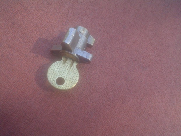 Pannonia elzett zr kulcsal