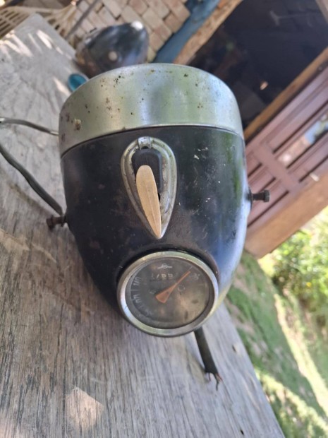 Pannonia fényszóró +Blokk