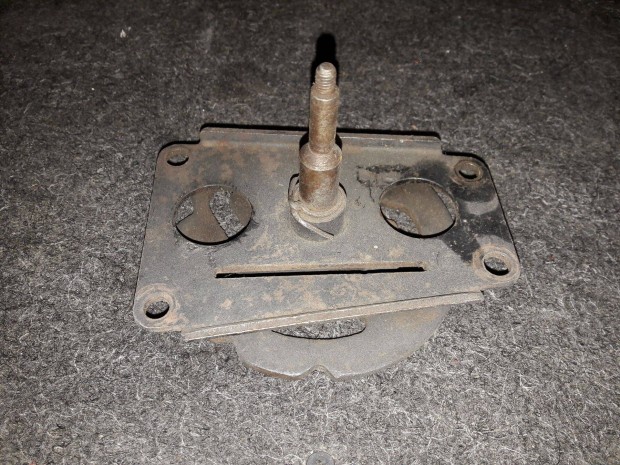 Pann�nia gy�ri als� kapcsol�sos v�lt� t�rcsa