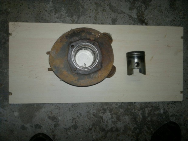 Pannonia haszn�lt hengerszett