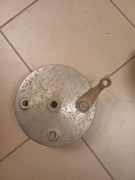 Pannnia kis fkdobos fklap.