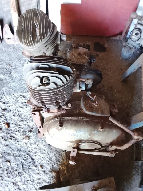 Pannnia motorblokk