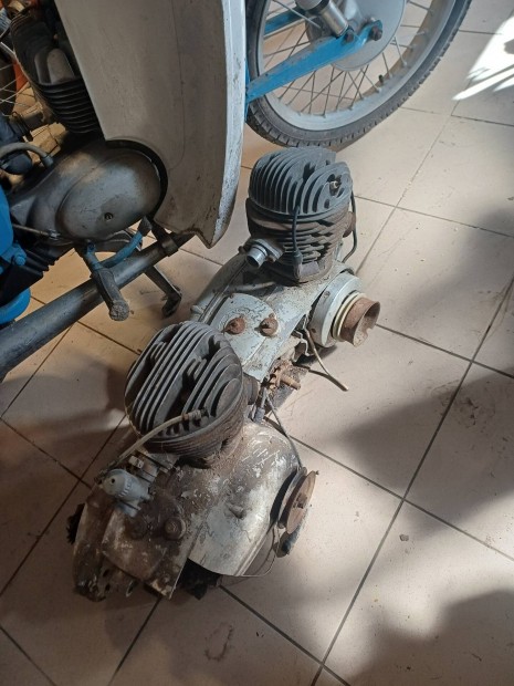 Pann�nia motorblokk.