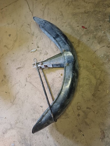 Pann�nia m�anyag s�rv�d�.