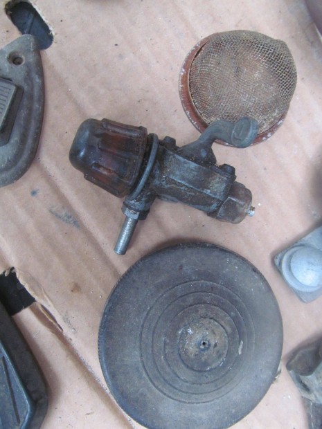 Pannonia tanksapka, benzincsap, szr elad