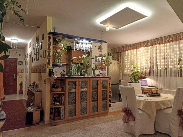 Panor�m�s Modern Otthon Veszpr�m Sz�v�ben