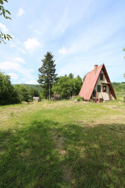 Panorámás Telek Kis Házzal, Pincével és Tárolóval Kőszeg, Királyvölg