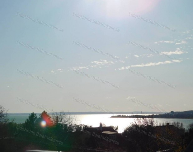 Panorms ptsi telek Balatonfzfn!